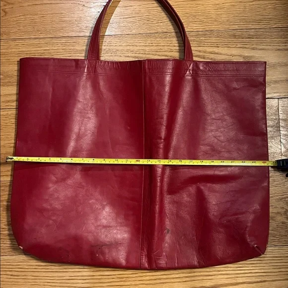 Crouch & Fitzgerald New York Oversized Red Leather Tote - Picture 16 of 17